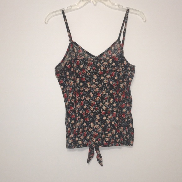 🌸🌺 Floral spaghetti strap tank top 🌸🌺 - Picture 4 of 6